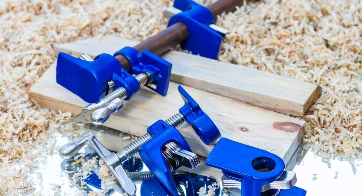 How to Buy the Best Pipe Clamps Woodturning Tips